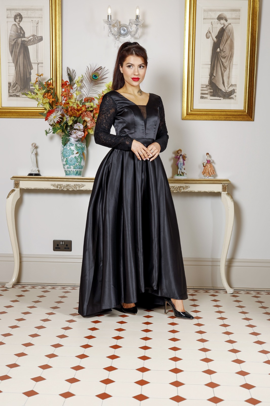 Black Satin V-Neck Lace Embroidered Long Sleeve Prom Dress